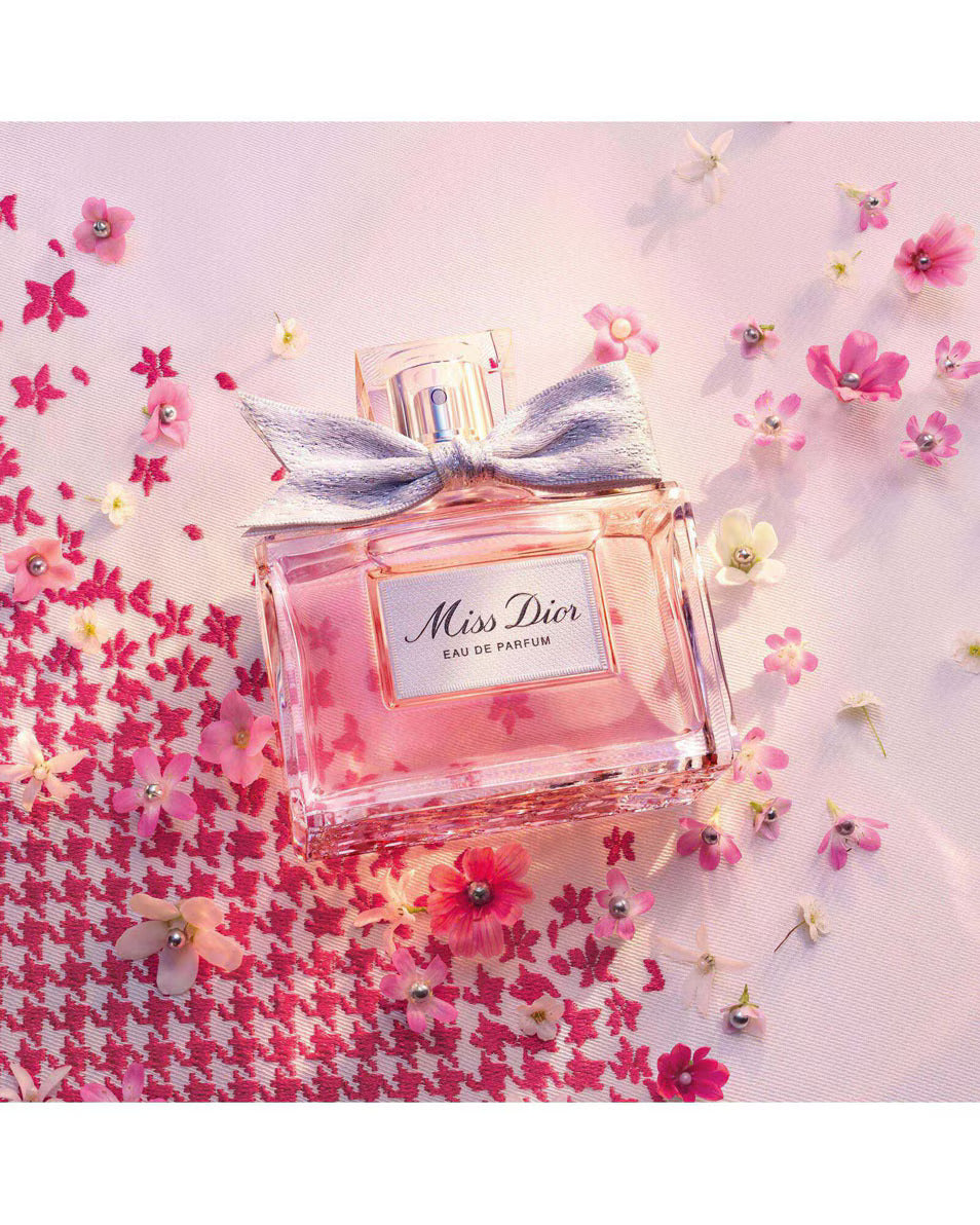 Miss Dior Chérie Eau de Parfum 100ml – Tijdloze Romantiek in een Fles